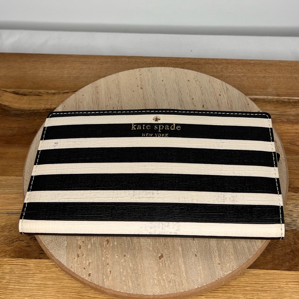 Kate Spade Fairmount Square Stacy Continental Snap Wallet